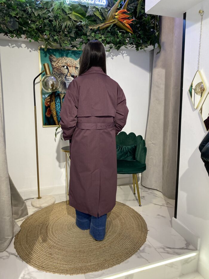 Gabardina morada puños cruzada - Imagen 4
