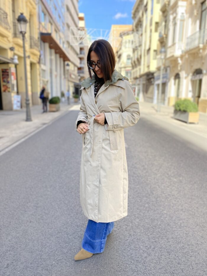 Gabardina  beige capucha Kaki algodón - Imagen 3