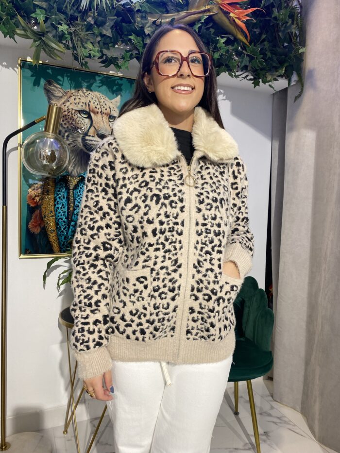 Chaqueta punto animal print cuello pelo - Imagen 2