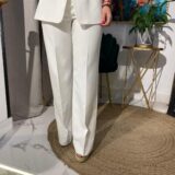 Pantalón pinza blanco de vestir - Imagen 3