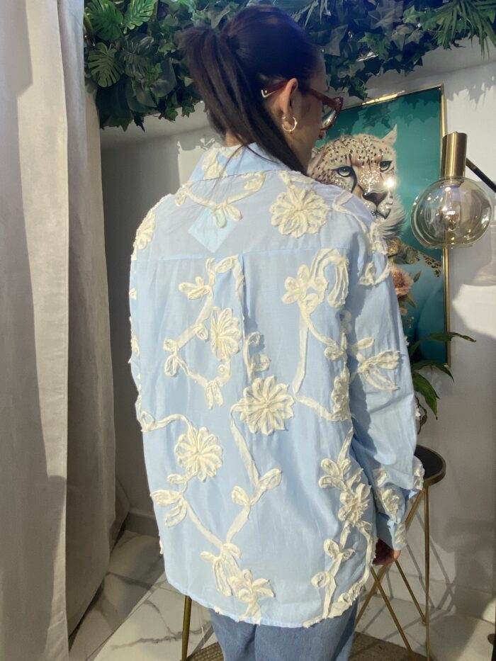 Camisa flores bordadas gasas - Imagen 4