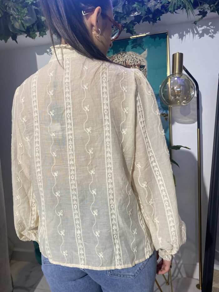 Camisa cuello mao bordados verticales - Imagen 8