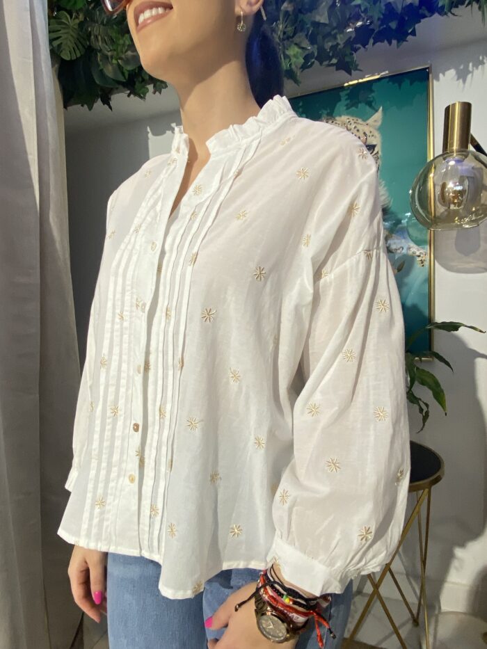 Camisa jaretas bordados estrellas - Imagen 6