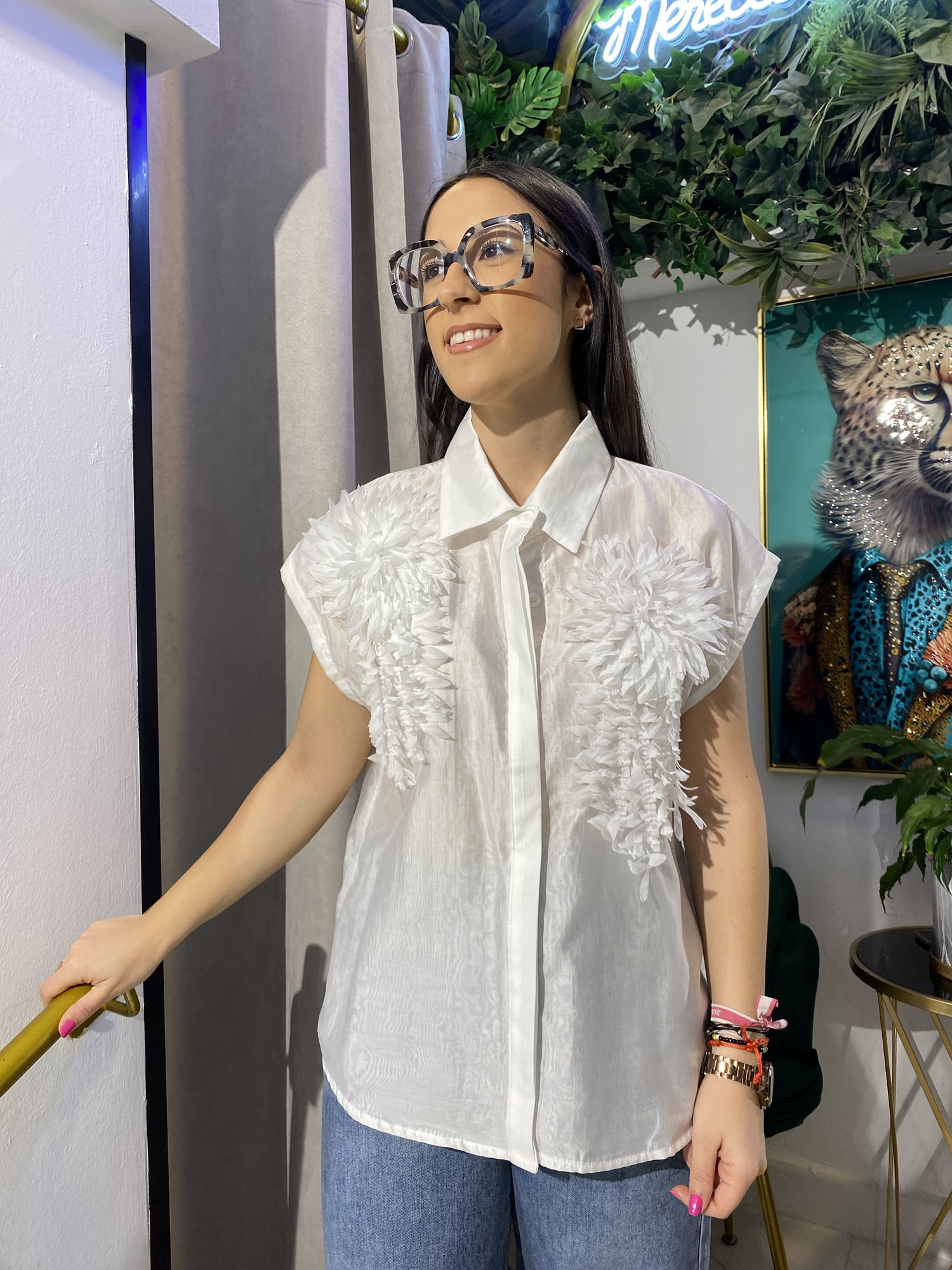 Camisa raso flor delantera