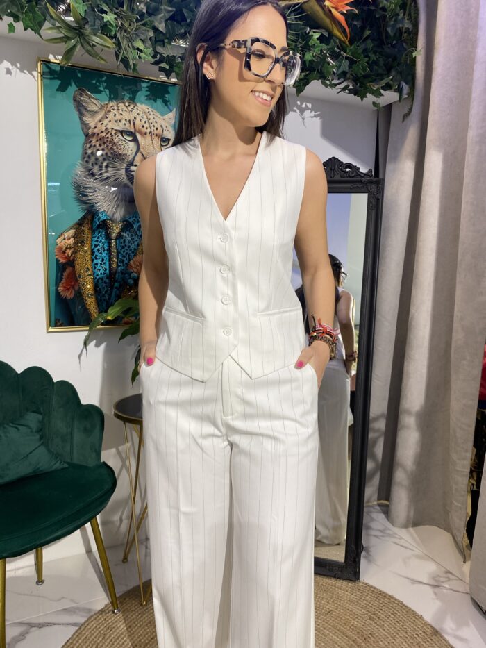 Conjunto chaleco blanco raya diplomática - Imagen 2