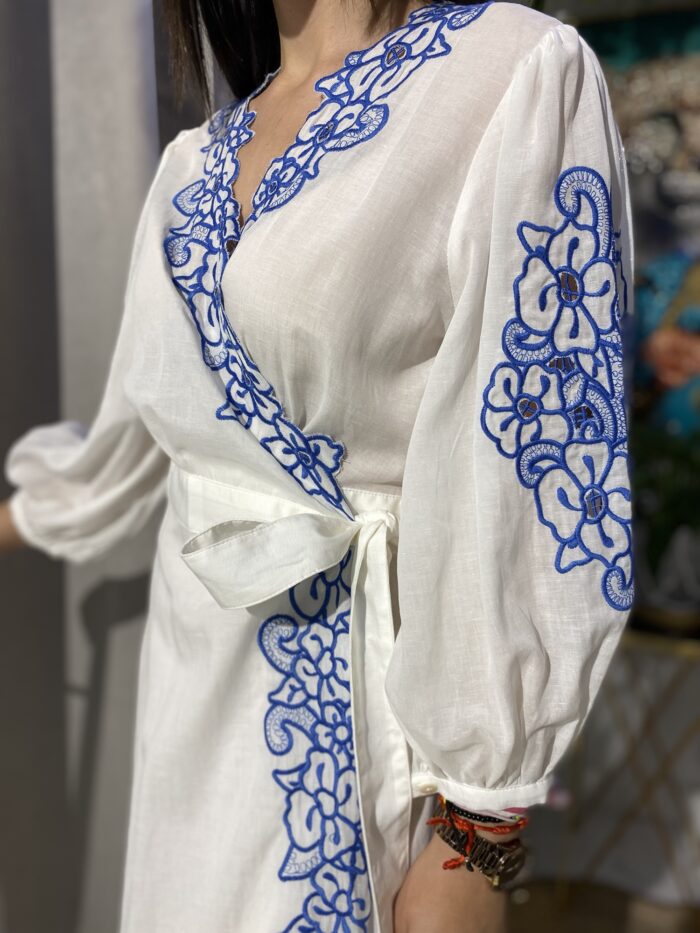 Vestido largo cruzado bordados flores - Imagen 4