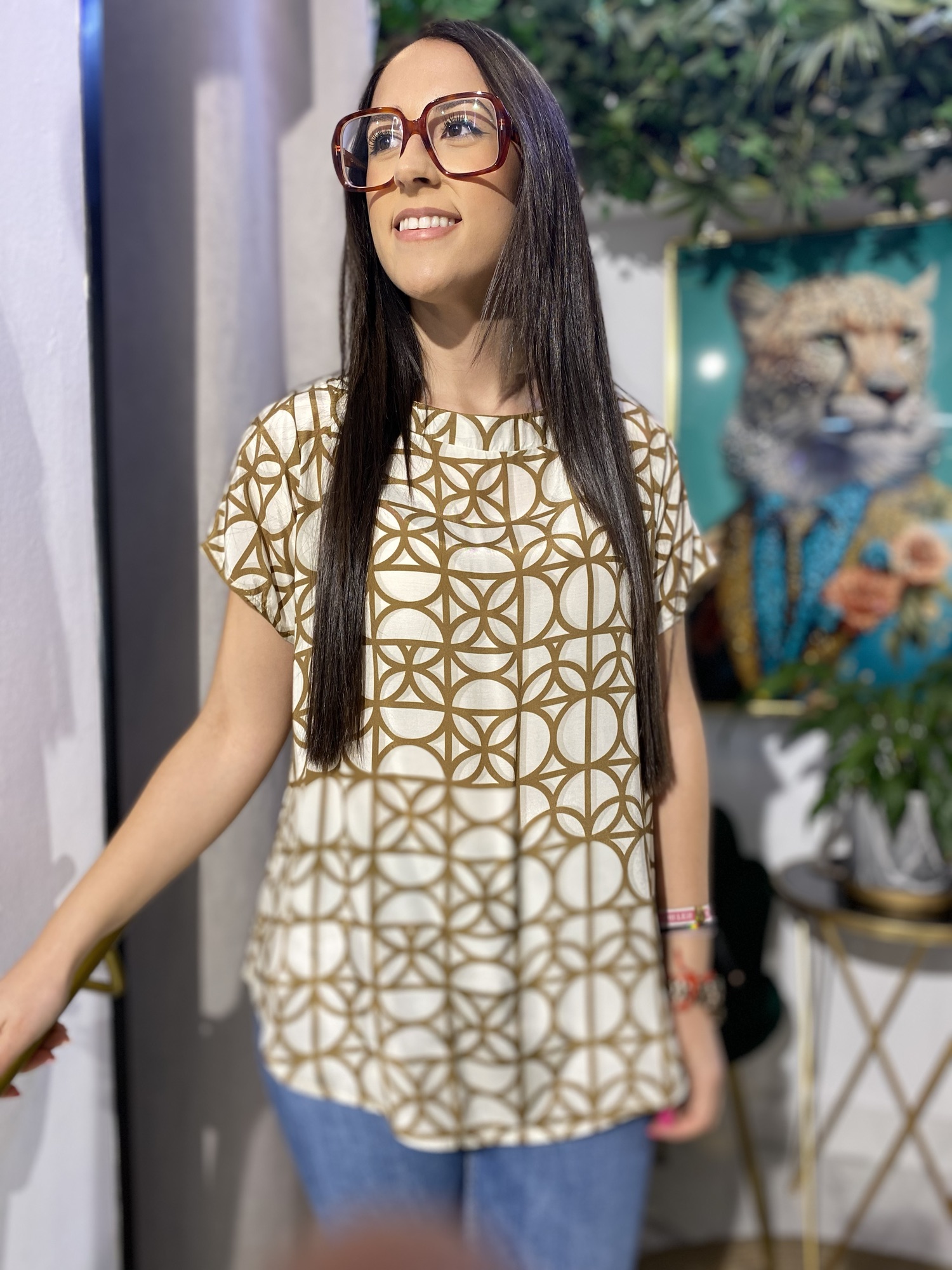 Camisa gasa cuello barca estampada