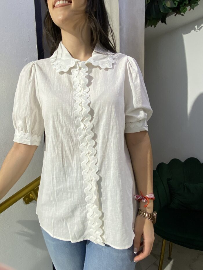Camisa cuello calado manga corta - Imagen 2
