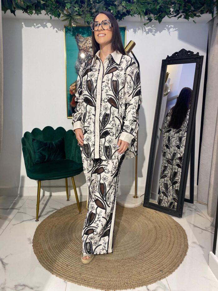 Camisa conjunto bordada oversize - Imagen 7