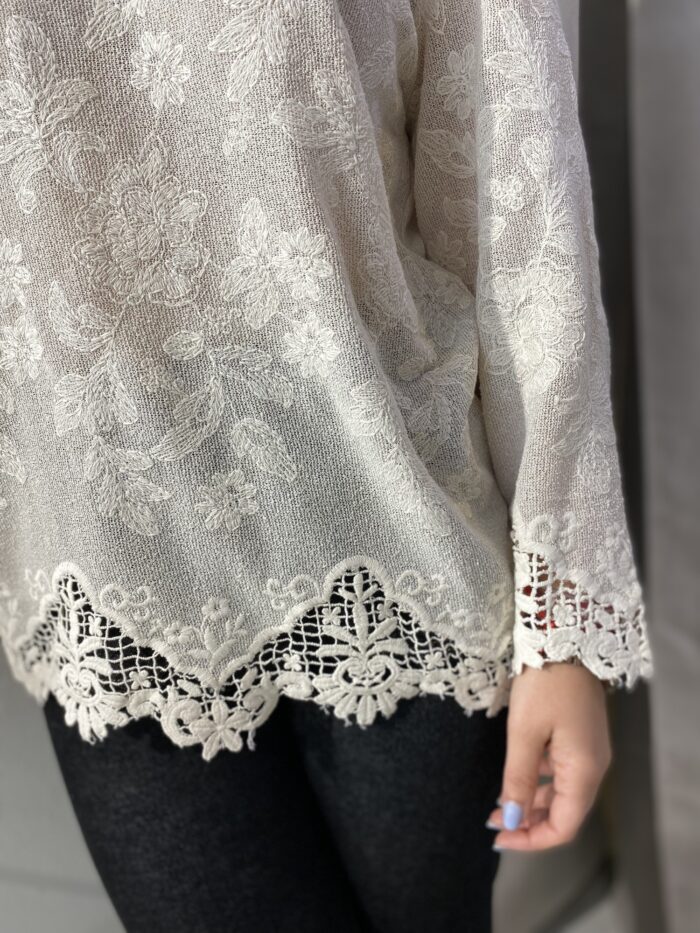 Camisa 100% algodón puño y bajo bordado - Imagen 3