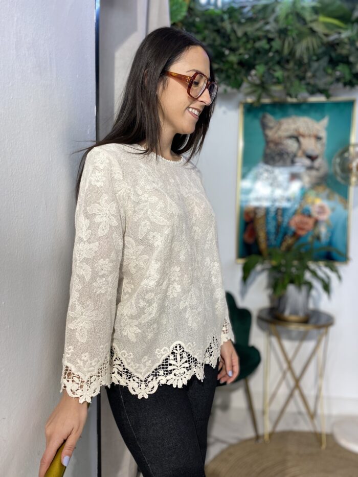 Camisa 100% algodón puño y bajo bordado - Imagen 2